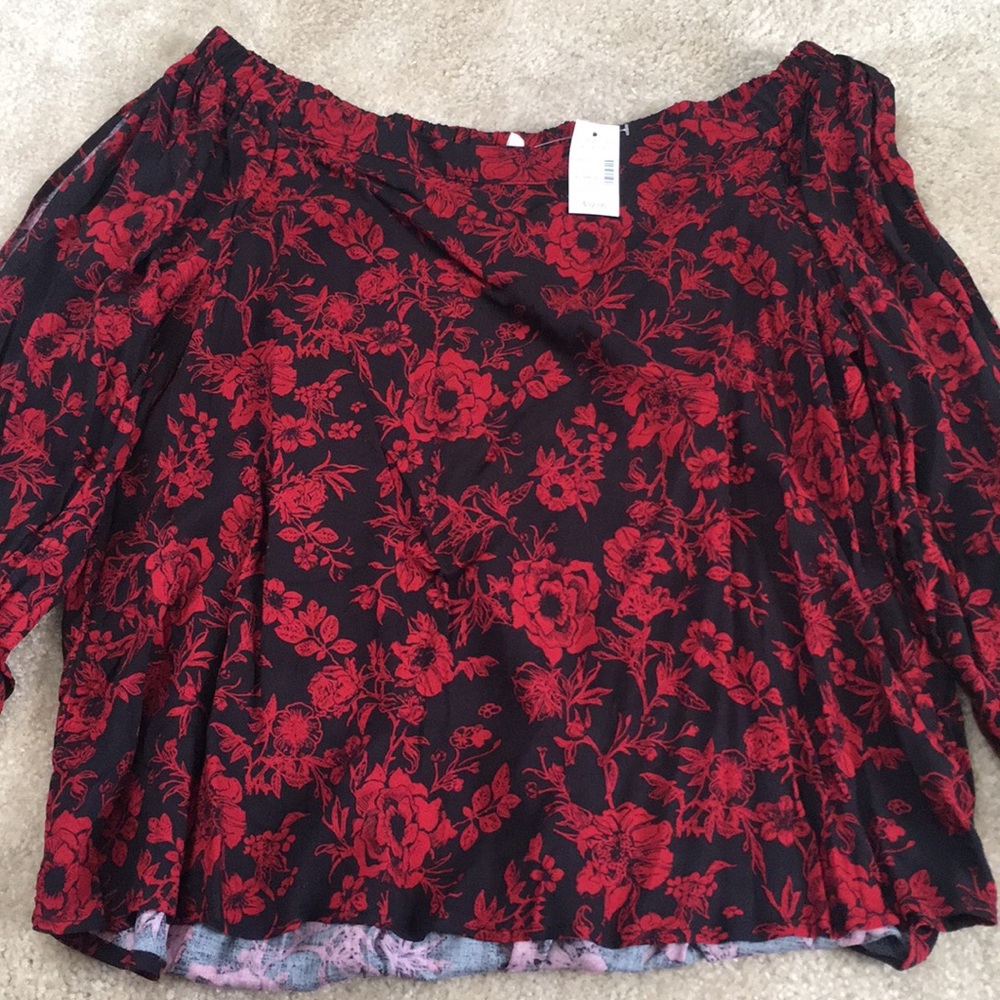 Maurice's women cold shoulder top size X-Large